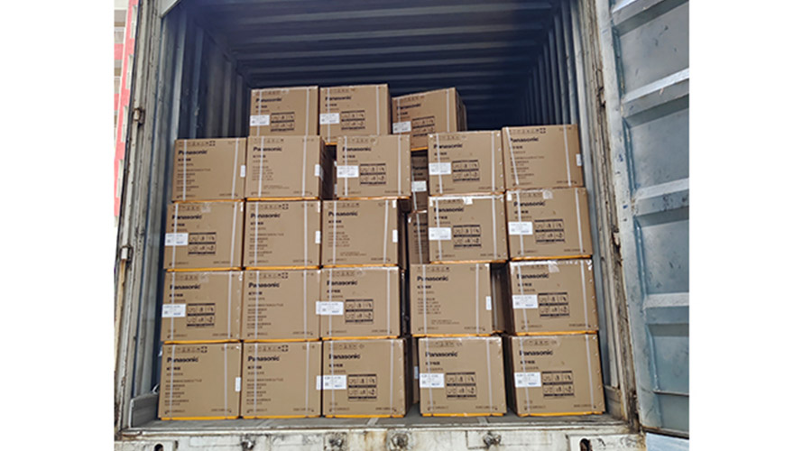 滿滿的貨物！國(guó)內(nèi)知名品牌客戶全自動(dòng)滾筒洗衣機(jī)裝柜發(fā)貨