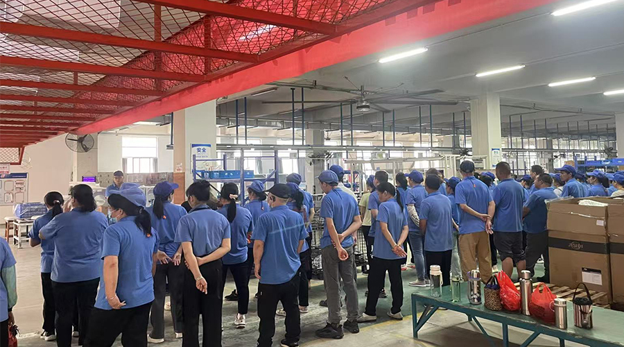 金環(huán)早會(huì)：凝聚團(tuán)隊(duì)力量，助力生產(chǎn)前行